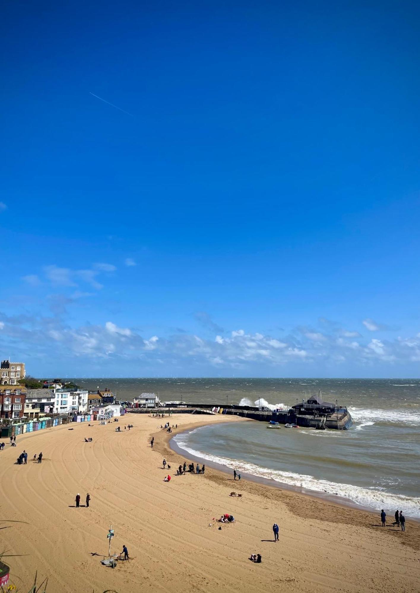 Ebenezer'S Place Broadstairs Eksteriør billede