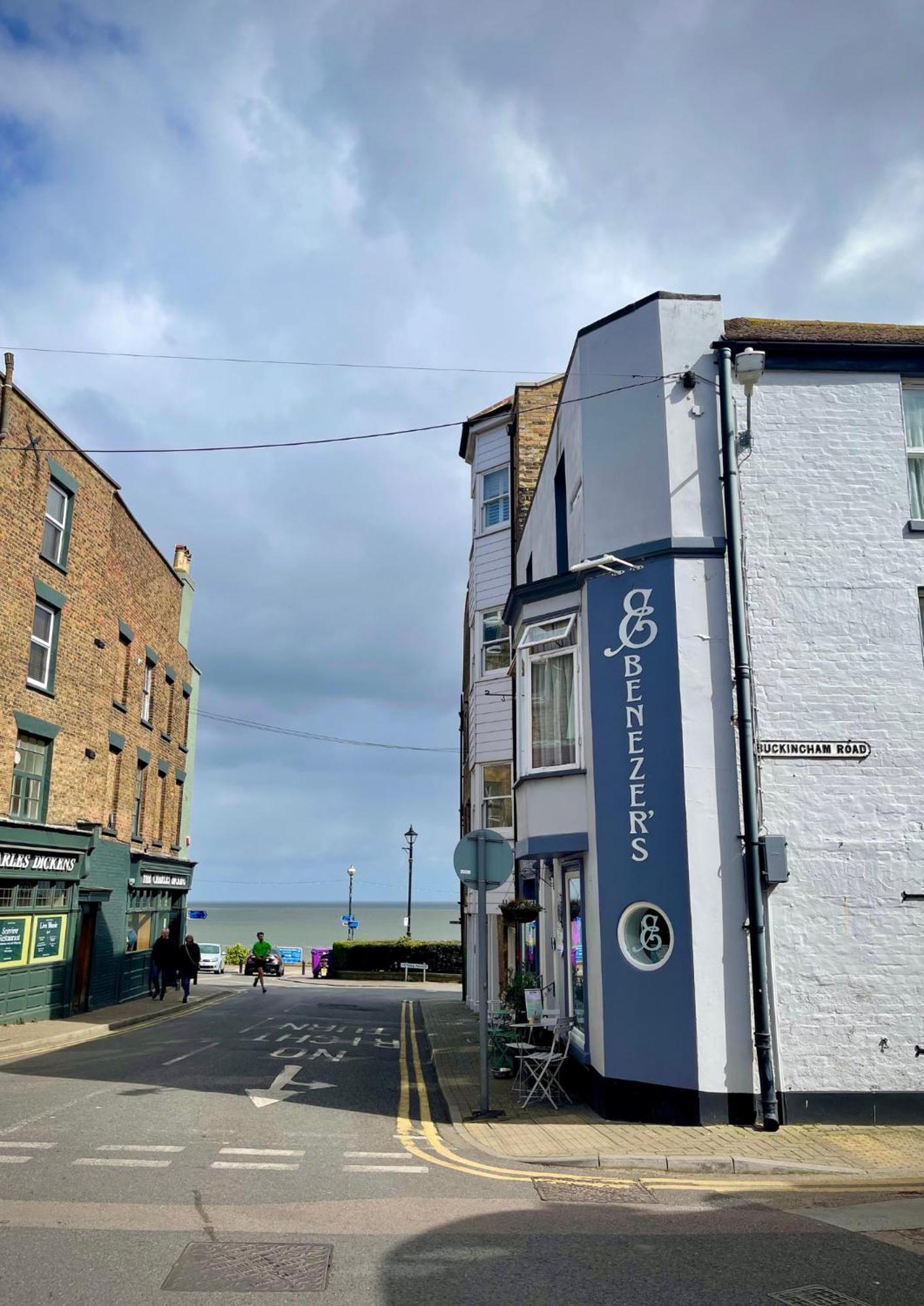 Ebenezer'S Place Broadstairs Eksteriør billede